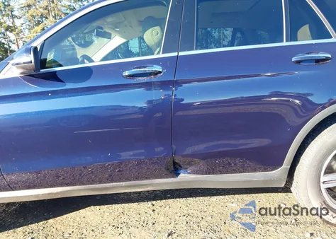 2021 Mercedes-Benz Glc 300 Suv z USA, uszkodzony, nr VIN W1N0G8DB6MF872877